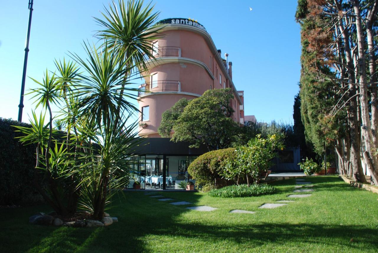 Hotel Santa Maria كيافاري المظهر الخارجي الصورة
